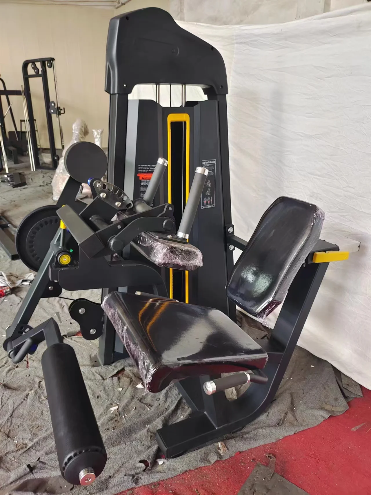 Sprzęt do ćwiczeń na siłowni,  – Home Gym Leg Extension Machine recenzja i cena