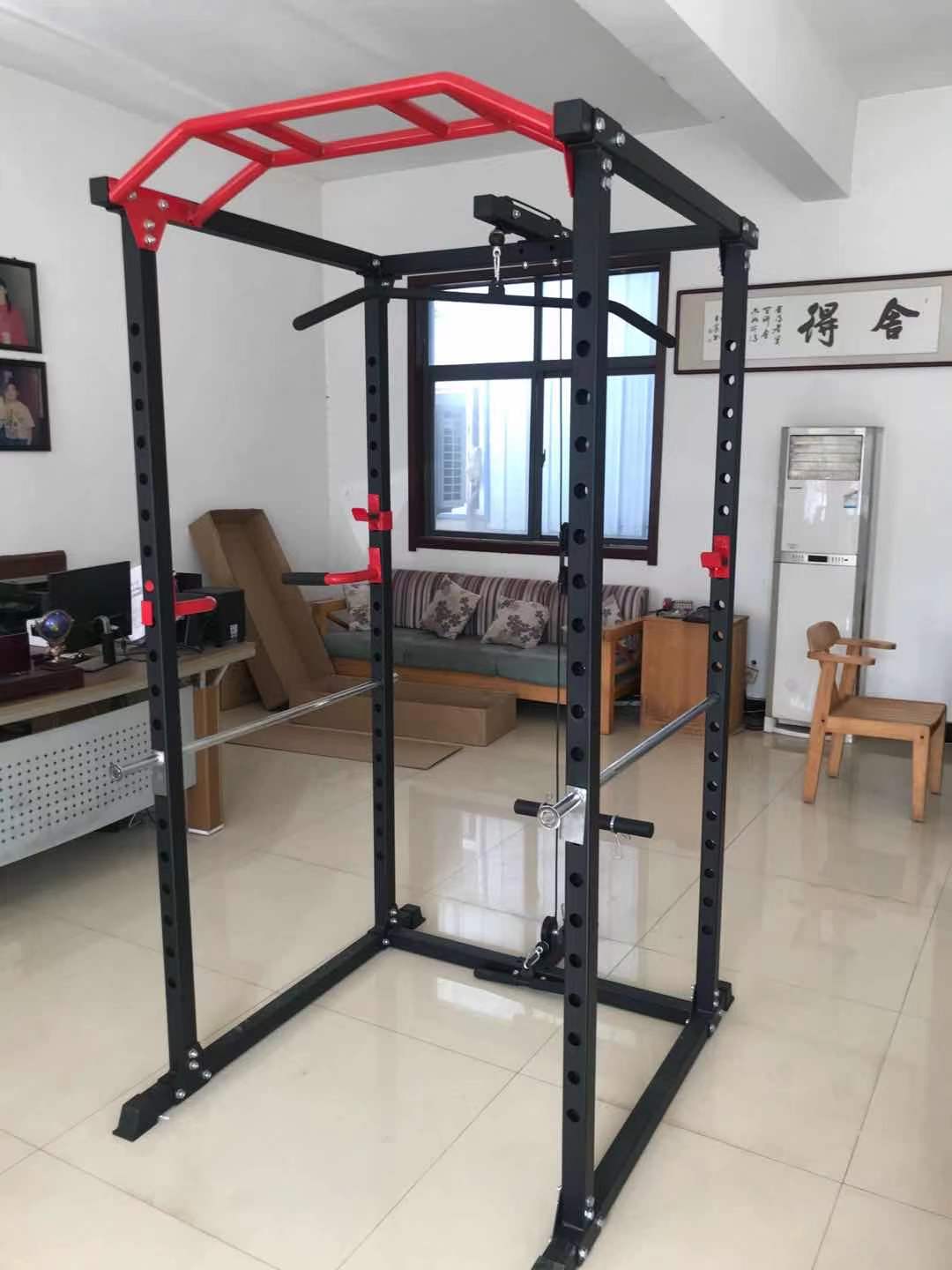 Nowoczesny sprzęt do ćwiczeń w – Home Gym Smith recenzja i cena